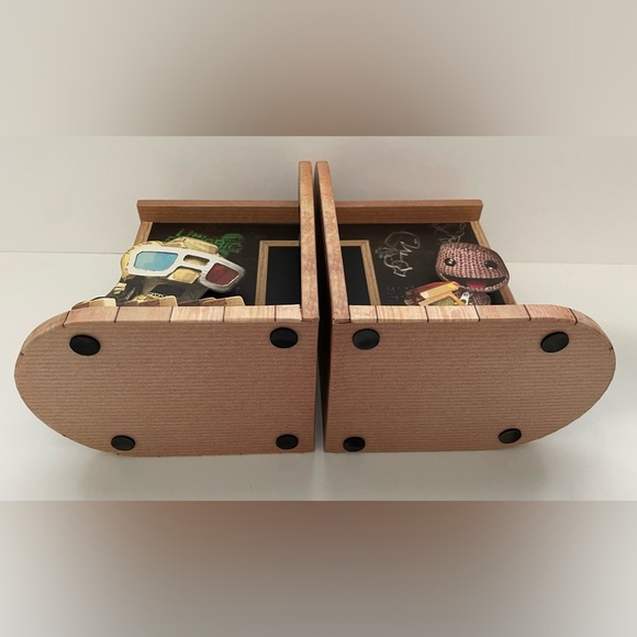 Little Big Planet 2 Collectors Edition Bookends - Picture 3 of 12